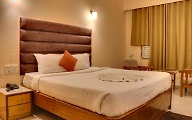Earl Grey Hotel 3*